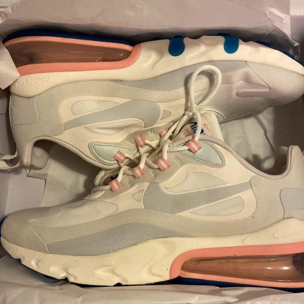 Air Max 270 React